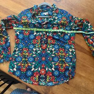 Merona women’s large Multicolor Patterned Button Down Shirt